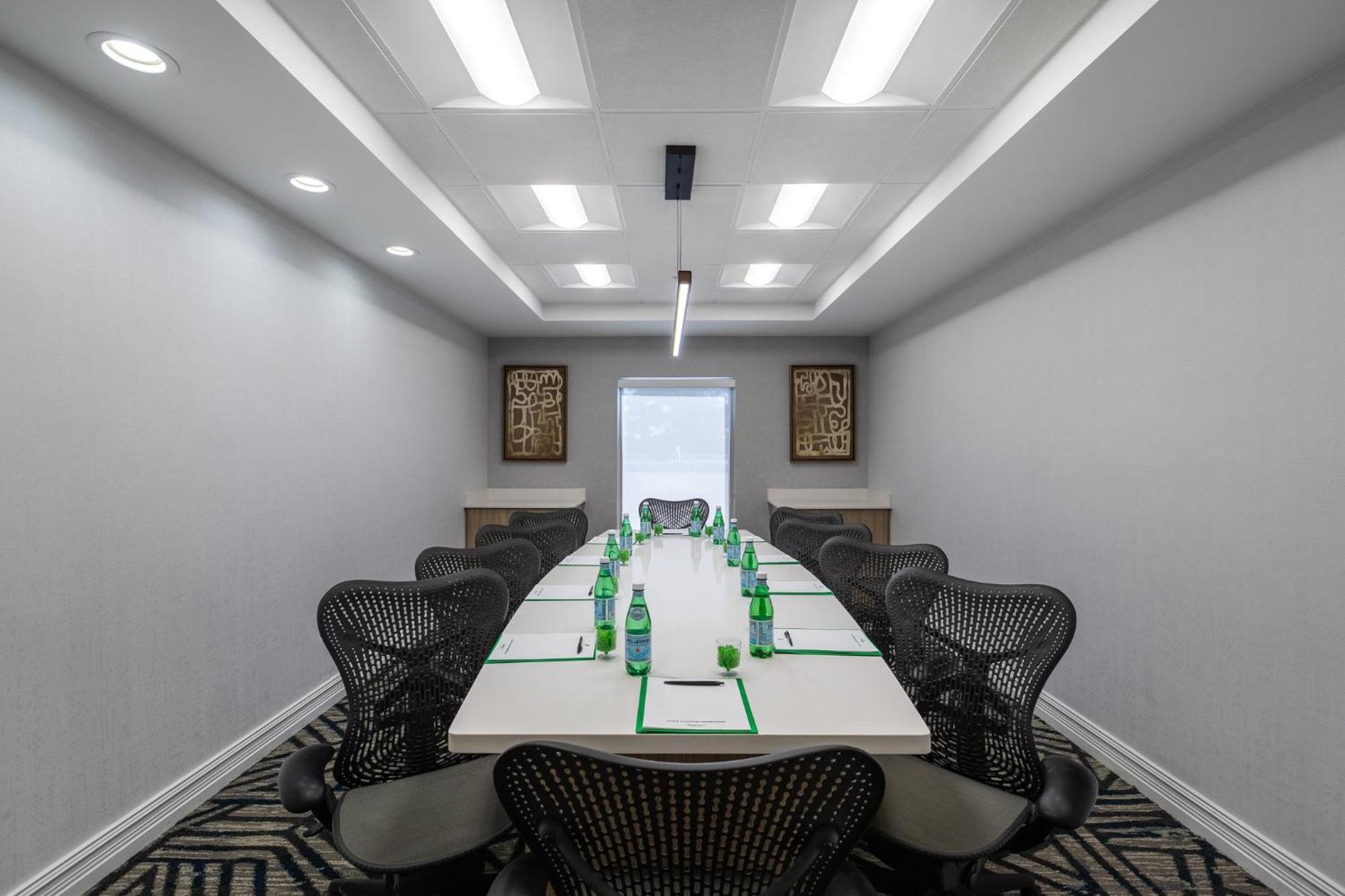 Holiday Inn Anderson By Ihg Bagian luar foto