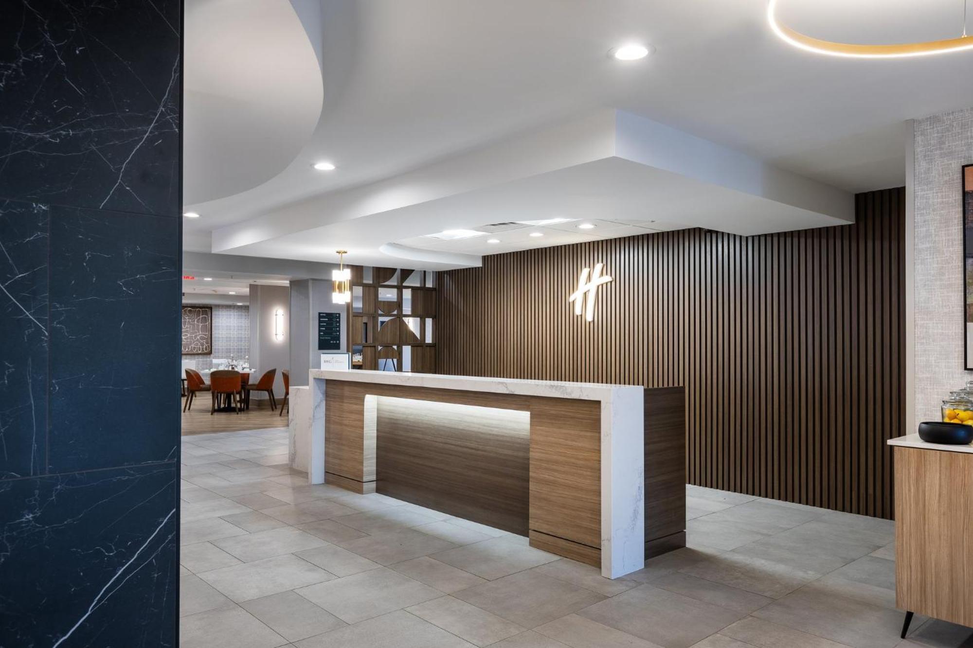 Holiday Inn Anderson By Ihg Bagian luar foto