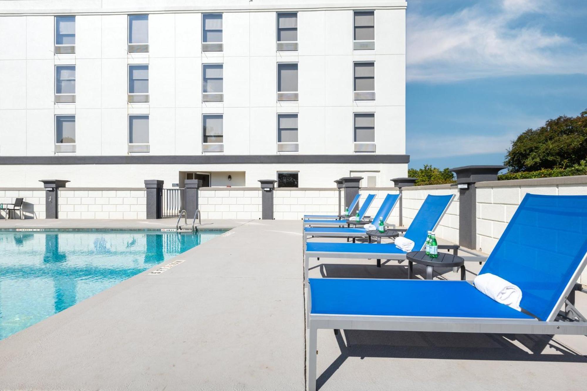 Holiday Inn Anderson By Ihg Bagian luar foto