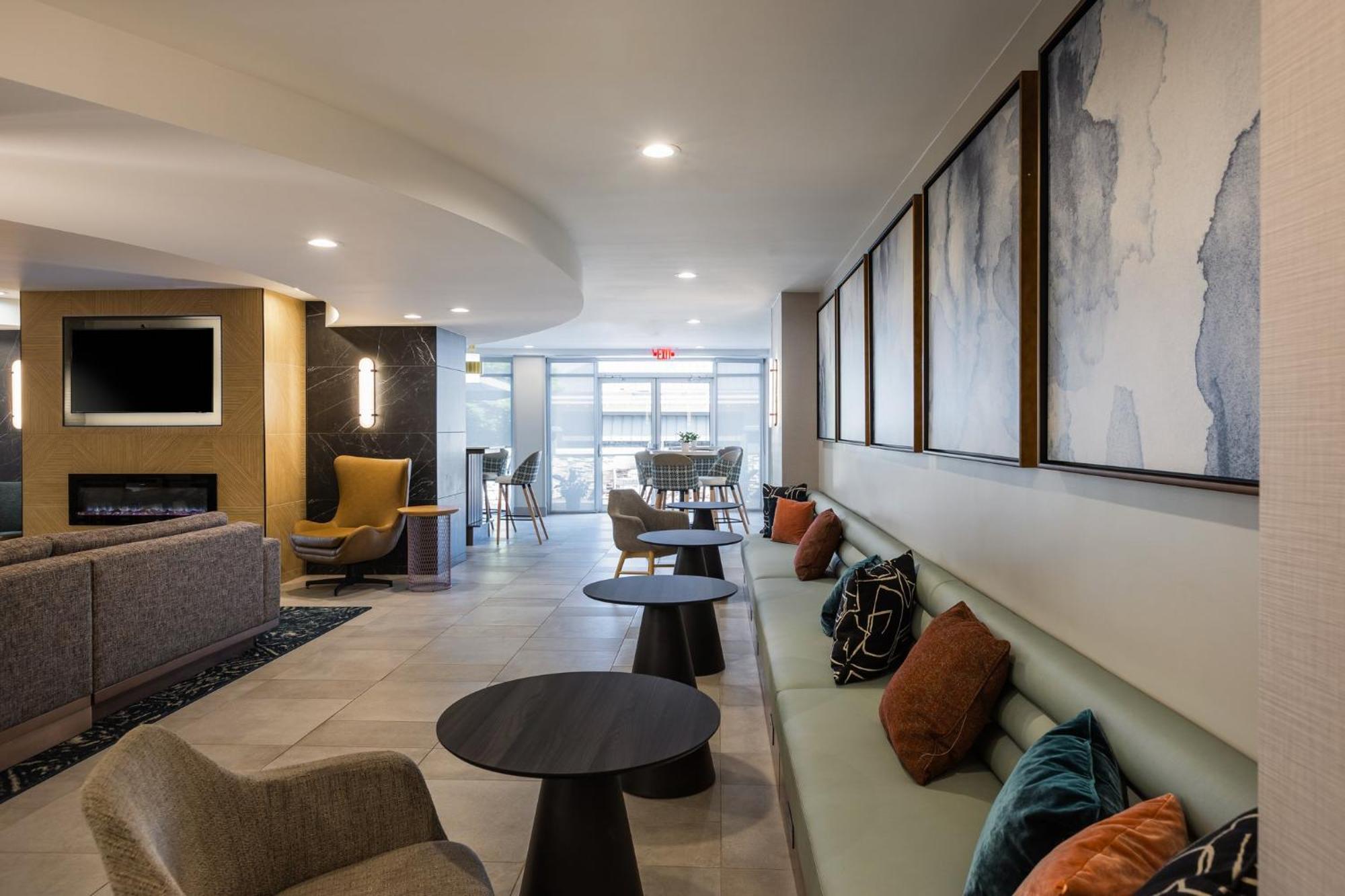 Holiday Inn Anderson By Ihg Bagian luar foto