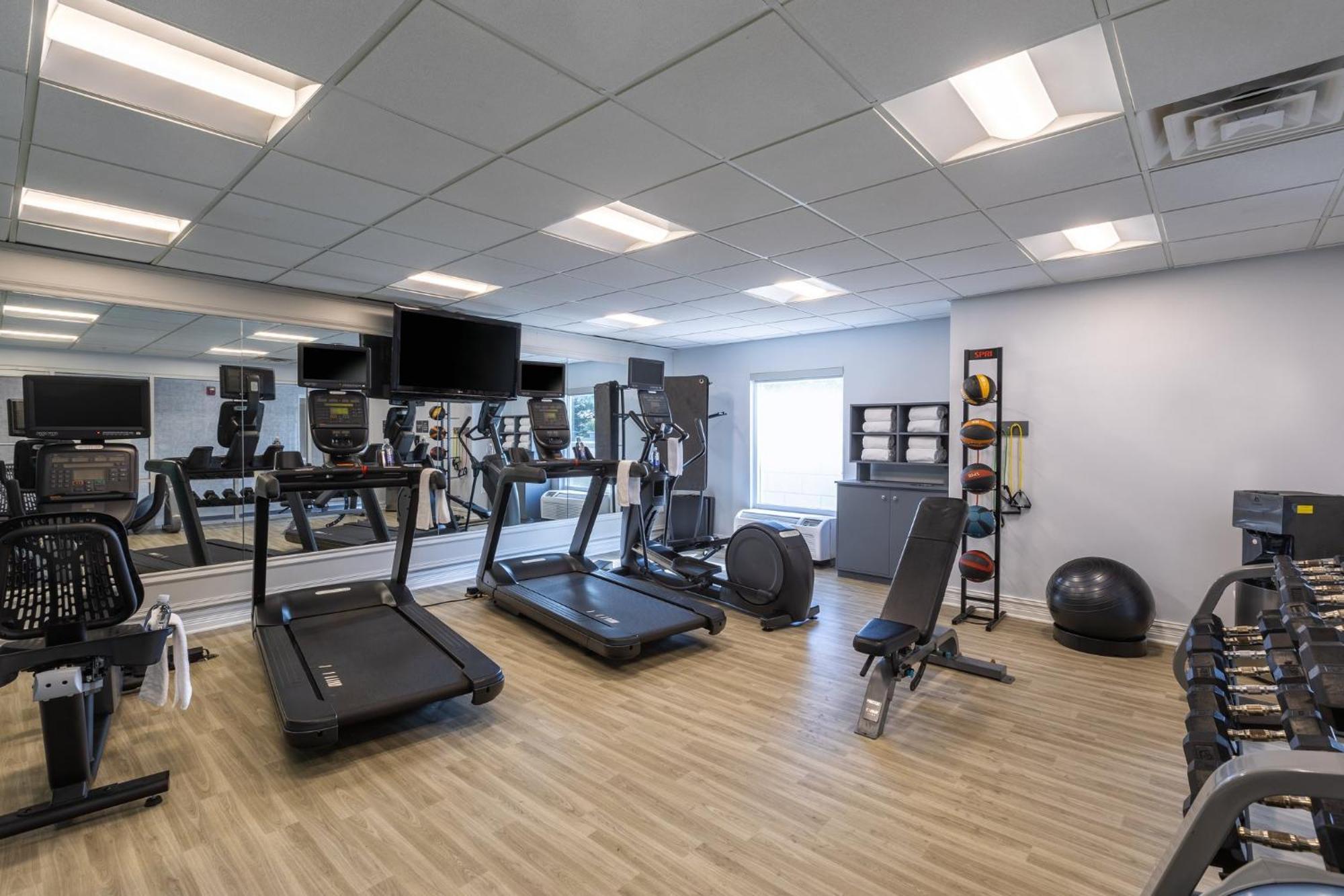 Holiday Inn Anderson By Ihg Bagian luar foto